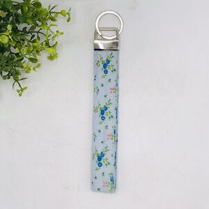 Handmade Wristlet Keychain Lt Blue Calico Florals Stocking Stuffer 7.5 Inches